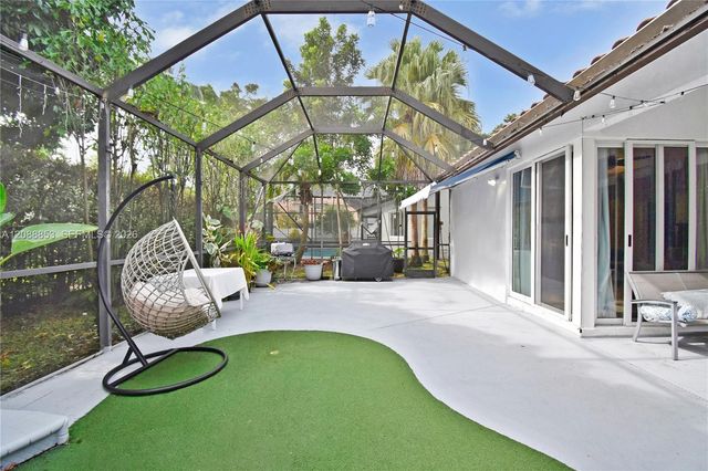 523 Stonemont Drive, Weston, FL 33326