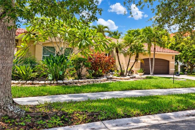 523 Stonemont Drive, Weston, FL 33326