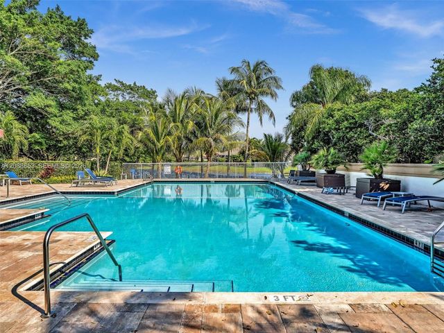 523 Stonemont Drive, Weston, FL 33326