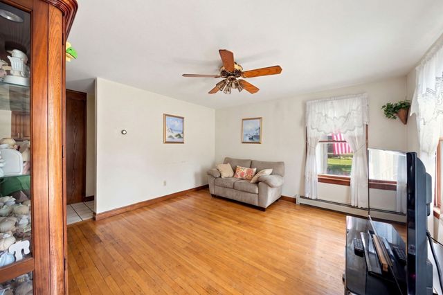 43 Santee Rd, Brockton, MA 02301