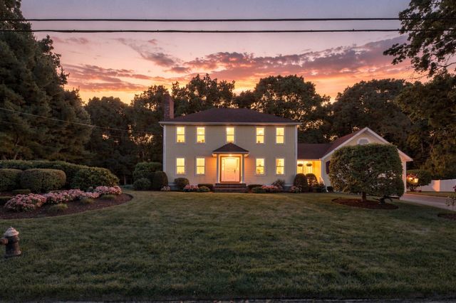 43 Santee Rd, Brockton, MA 02301