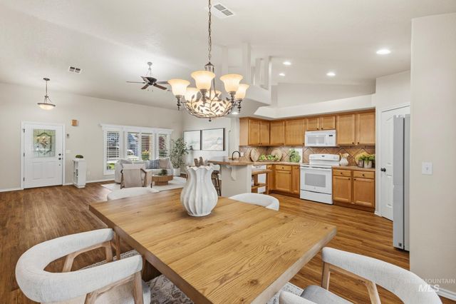 11060 W Box Canyon St, Star, ID 83669