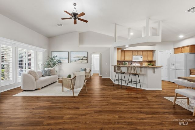 11060 W Box Canyon St, Star, ID 83669