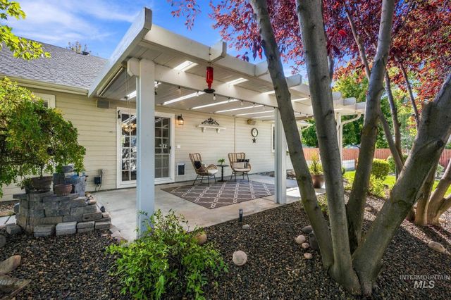 11060 W Box Canyon St, Star, ID 83669
