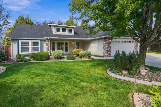 11060 W Box Canyon St, Star, ID 83669