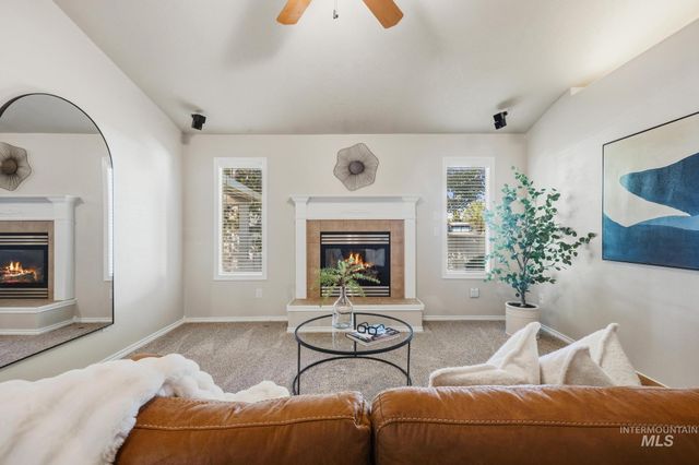 11060 W Box Canyon St, Star, ID 83669