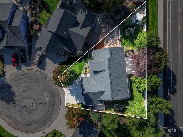 11060 W Box Canyon St, Star, ID 83669
