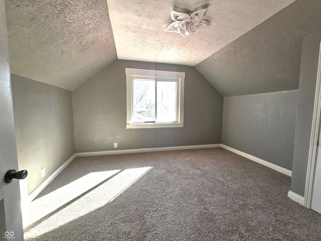 2530 Lincoln Street, Anderson, IN 46016