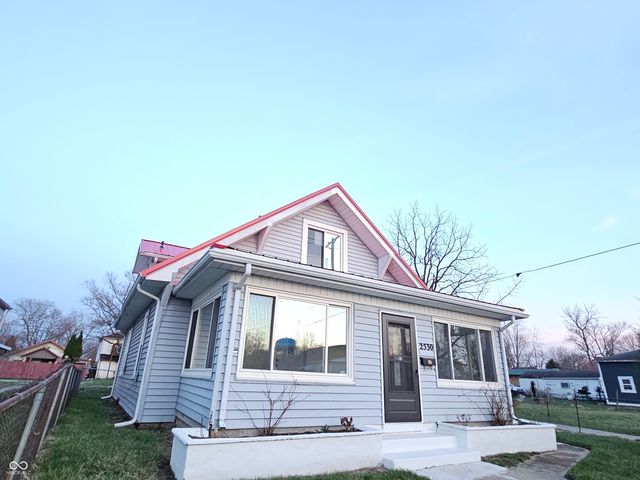 2530 Lincoln Street, Anderson, IN 46016