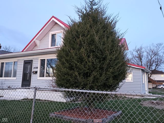 2530 Lincoln Street, Anderson, IN 46016