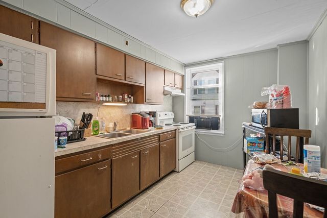 356 South Main Street, Woonsocket, RI 02895