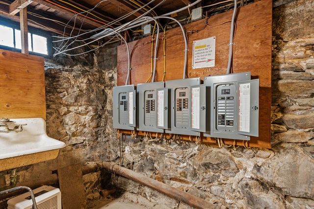 356 South Main Street, Woonsocket, RI 02895