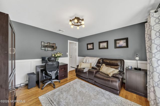 4 Catlett Court, Manalapan, NJ 07726