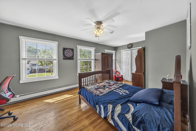 4 Catlett Court, Manalapan, NJ 07726