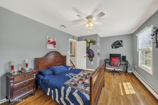 4 Catlett Court, Manalapan, NJ 07726