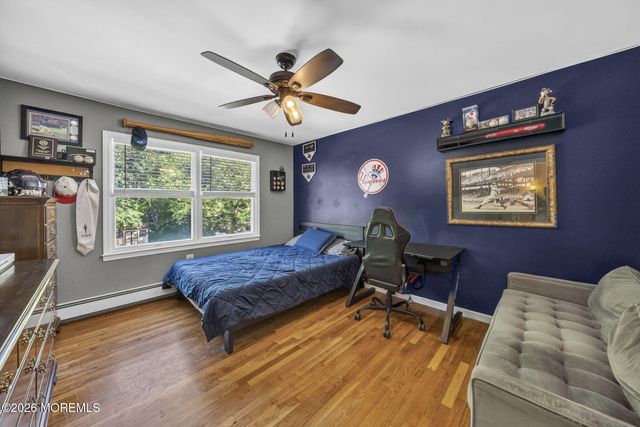 4 Catlett Court, Manalapan, NJ 07726