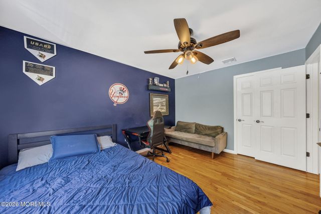 4 Catlett Court, Manalapan, NJ 07726