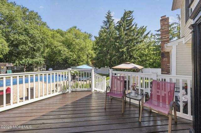 4 Catlett Court, Manalapan, NJ 07726