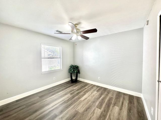 627 Stonewall Drive, Richmond, TX 77469