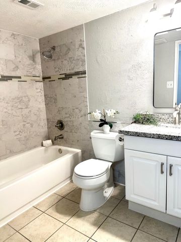 627 Stonewall Drive, Richmond, TX 77469