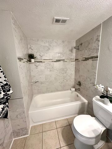 627 Stonewall Drive, Richmond, TX 77469