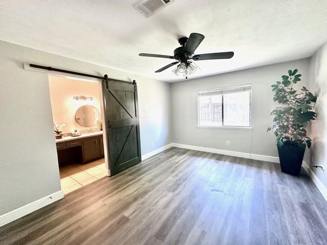 627 Stonewall Drive, Richmond, TX 77469