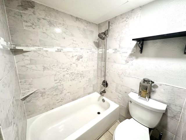 627 Stonewall Drive, Richmond, TX 77469