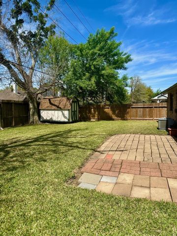 627 Stonewall Drive, Richmond, TX 77469