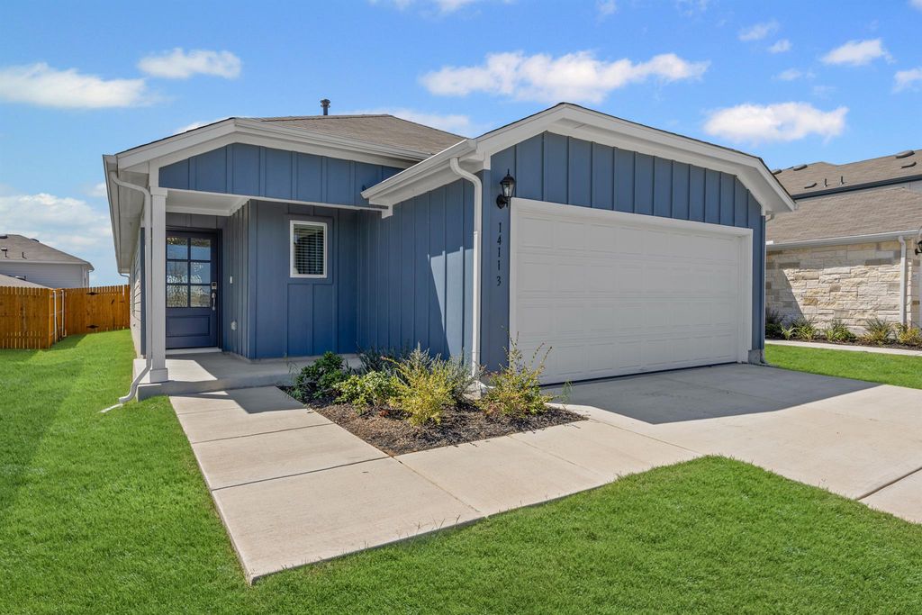14113 Matterod DR, Del Valle, TX 78617