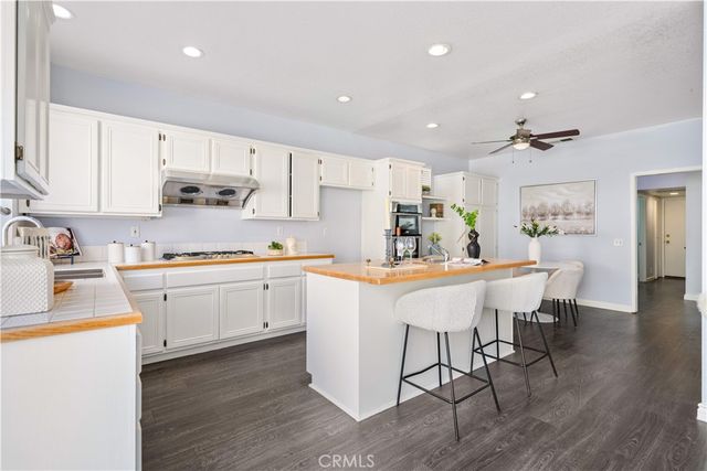 688 N Rimsdale Avenue 13, Covina, CA 91722