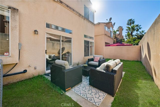 688 N Rimsdale Avenue 13, Covina, CA 91722