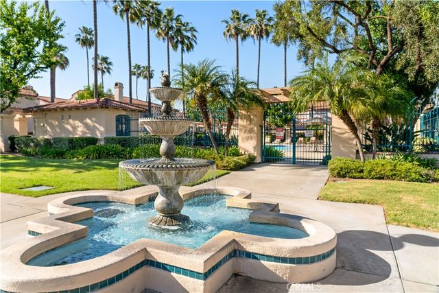 688 N Rimsdale Avenue 13, Covina, CA 91722