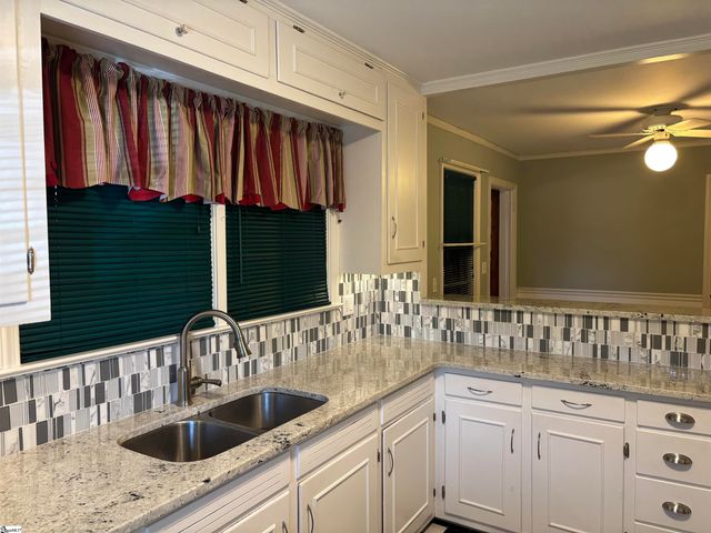 207 Alpine Way, Greenville, SC 29609