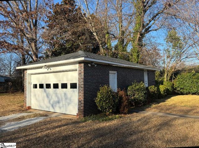 207 Alpine Way, Greenville, SC 29609