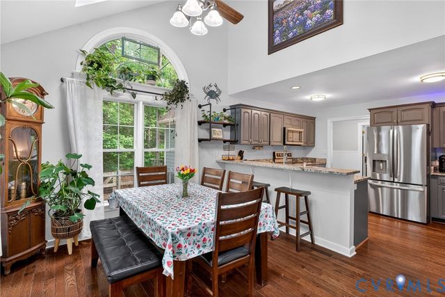 13801 Shadow Ridge Rd, Midlothian, VA 23112