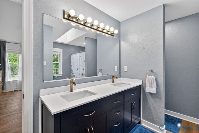 13801 Shadow Ridge Rd, Midlothian, VA 23112