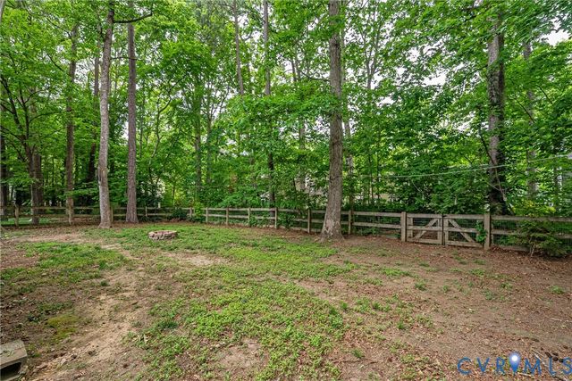 13801 Shadow Ridge Rd, Midlothian, VA 23112