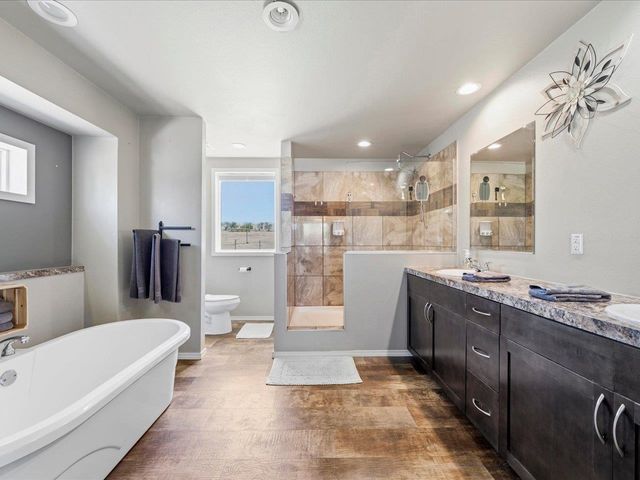 54000 Flight Lane, Olathe, CO 81425