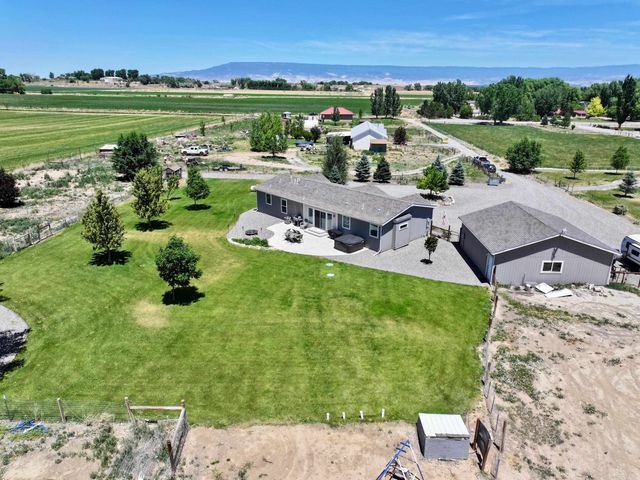 54000 Flight Lane, Olathe, CO 81425