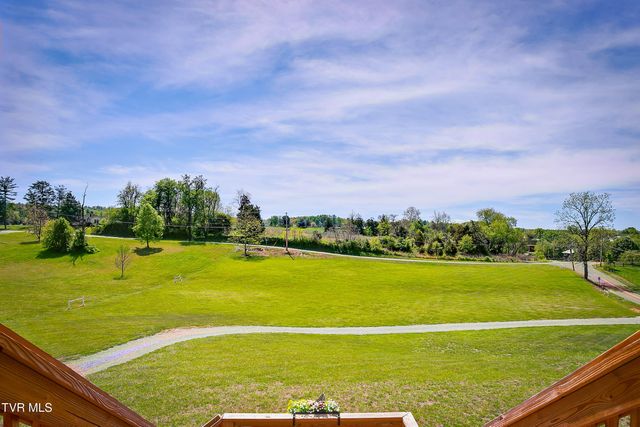 100 Hunt Road, Jonesborough, TN 37659