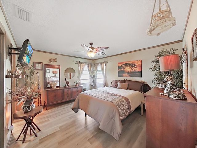 5205 RIPPLE CREEK DRIVE, Tampa, FL 33625