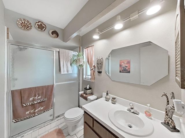 5205 RIPPLE CREEK DRIVE, Tampa, FL 33625