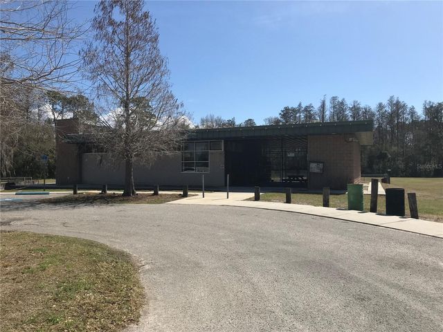 5205 RIPPLE CREEK DRIVE, Tampa, FL 33625