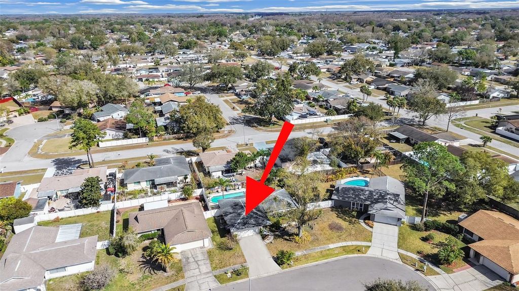 Image 44 of property listing at 5205 RIPPLE CREEK DRIVE, Tampa, FL 33625