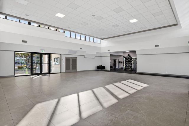 1000 River Reach Drive 512, Fort Lauderdale, FL 33315