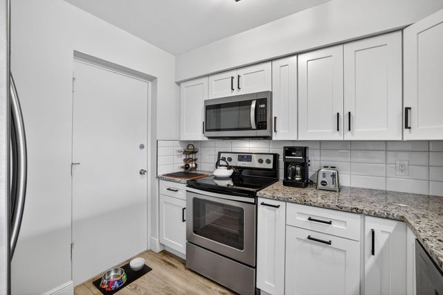 1000 River Reach Drive 512, Fort Lauderdale, FL 33315