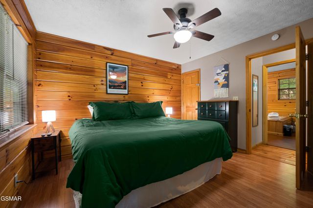 1503 Squirrel Nest Way, Sevierville, TN 37876