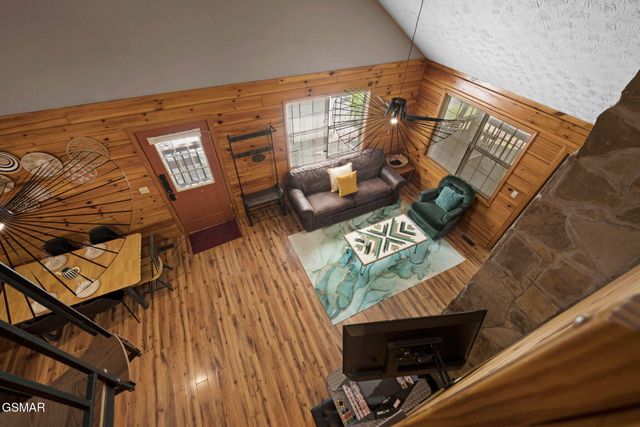 1503 Squirrel Nest Way, Sevierville, TN 37876