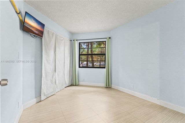 10401 W Broward Blvd 111, Plantation, FL 33324