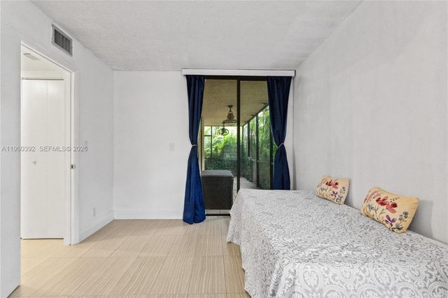 10401 W Broward Blvd 111, Plantation, FL 33324